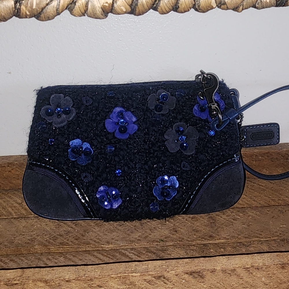 RARE Coach Wristlet Wool & Suade